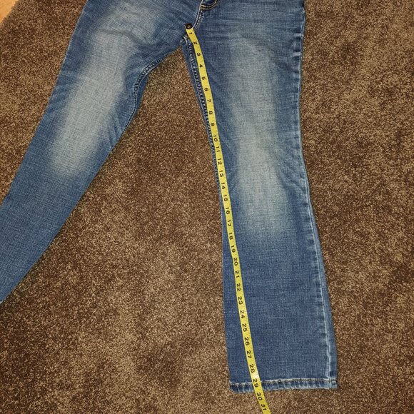 Wrangler Retro Mae Juniors Bootcut Jeans With Embroidered Pockets Size 7 - Picture 2 of 9